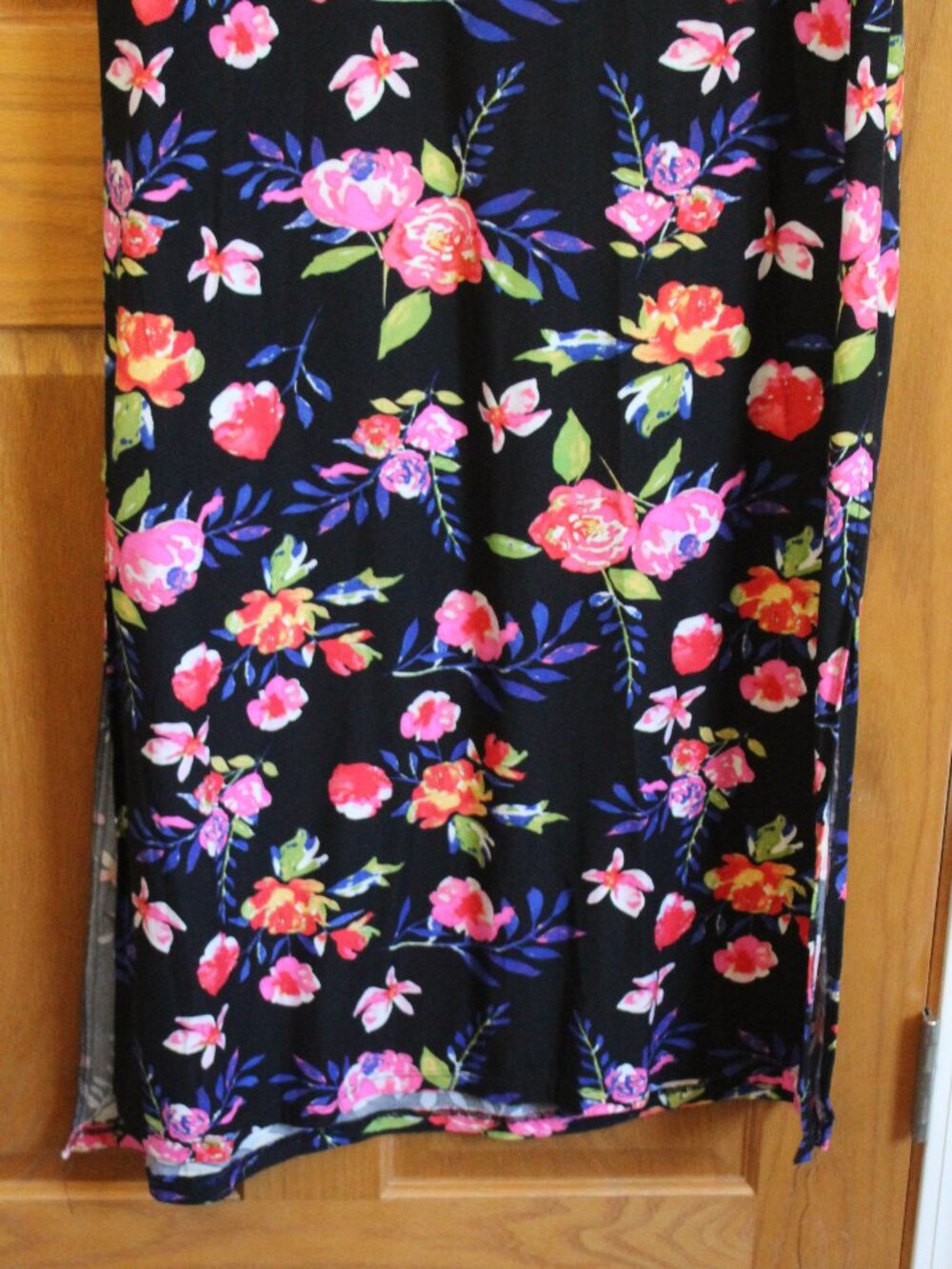 Bobbie Brooks Women's 1X Stretch Floral Dress - Picture 3 of 12